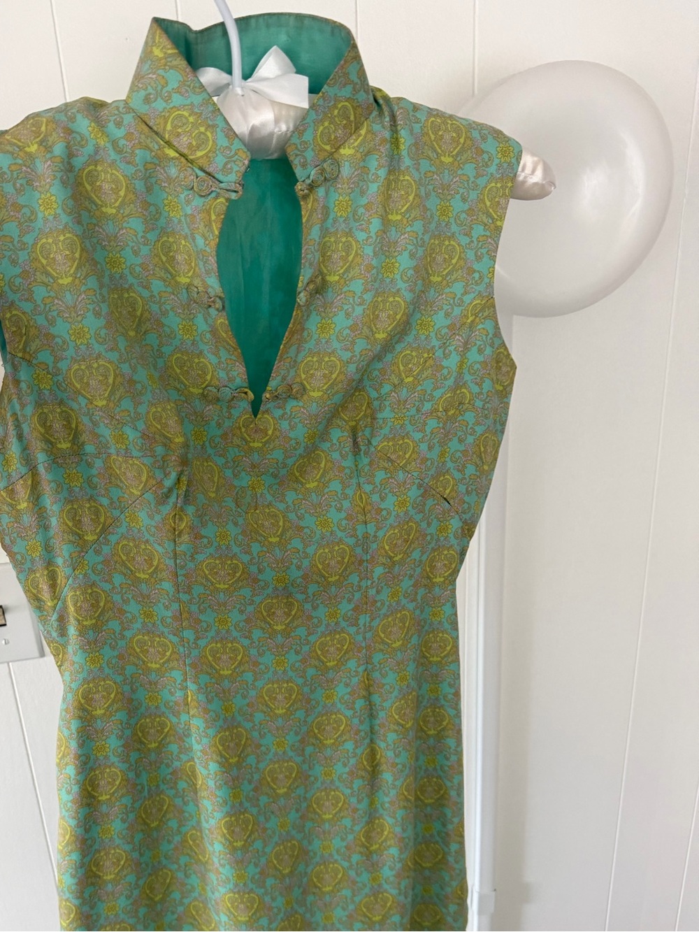 1960s Vintage Teal and Lime Paisley Mini Dress